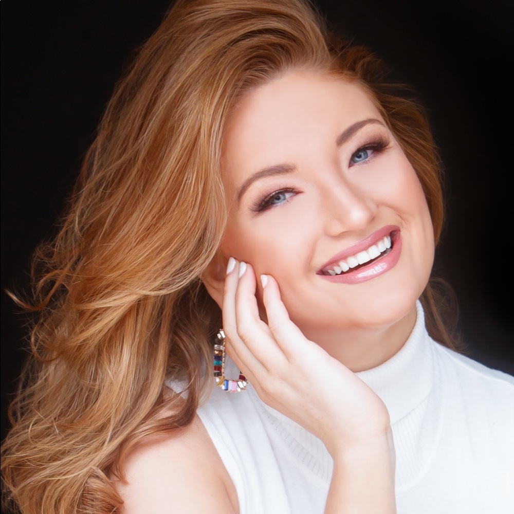 Meet your Posher, Olivia